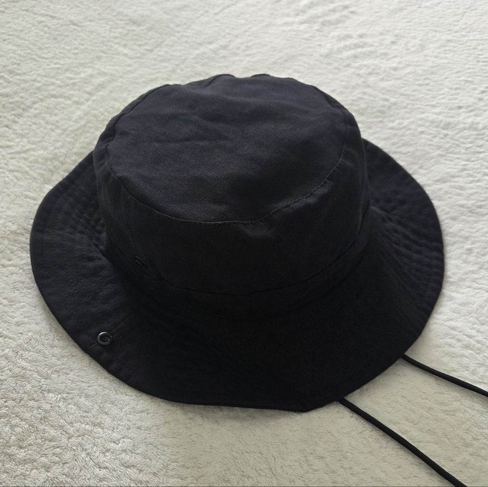 New!!! BP. ✨️ Women's Black Bucket Hat with Chin Strap